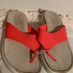 Ecco Women's Vibrant orange Sandals